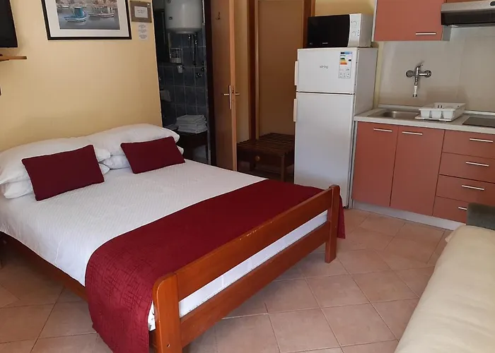 Apartments Rale