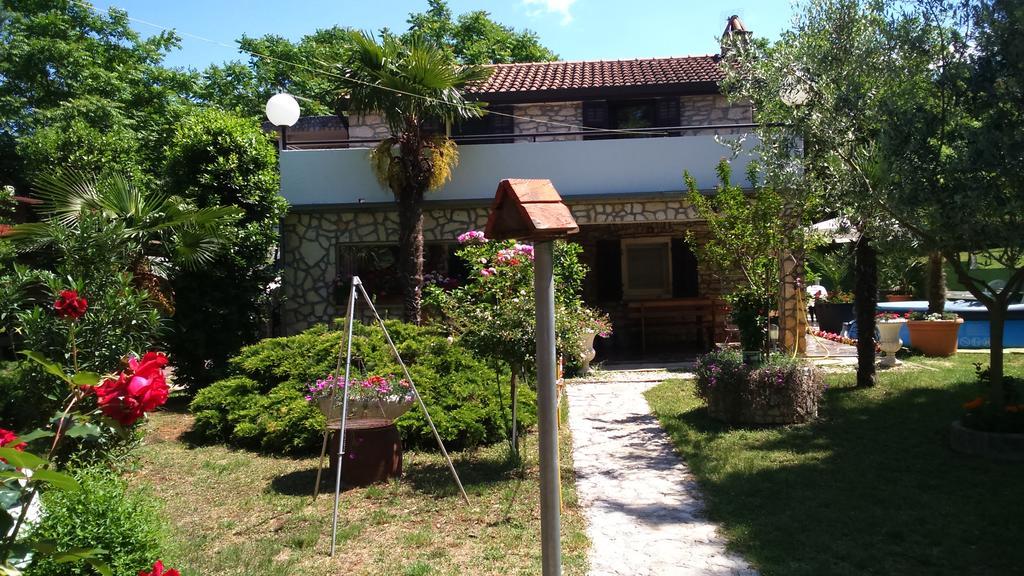 Rale Apartment *